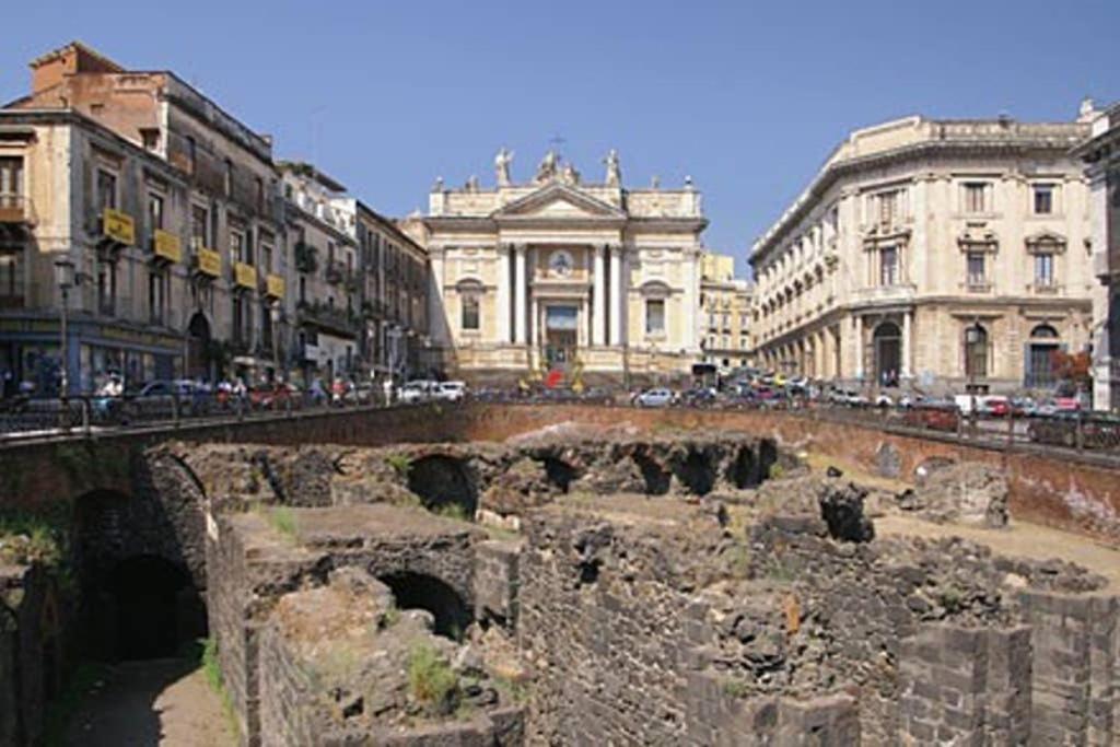 Puccini Inn Catania Centro Exteriör bild