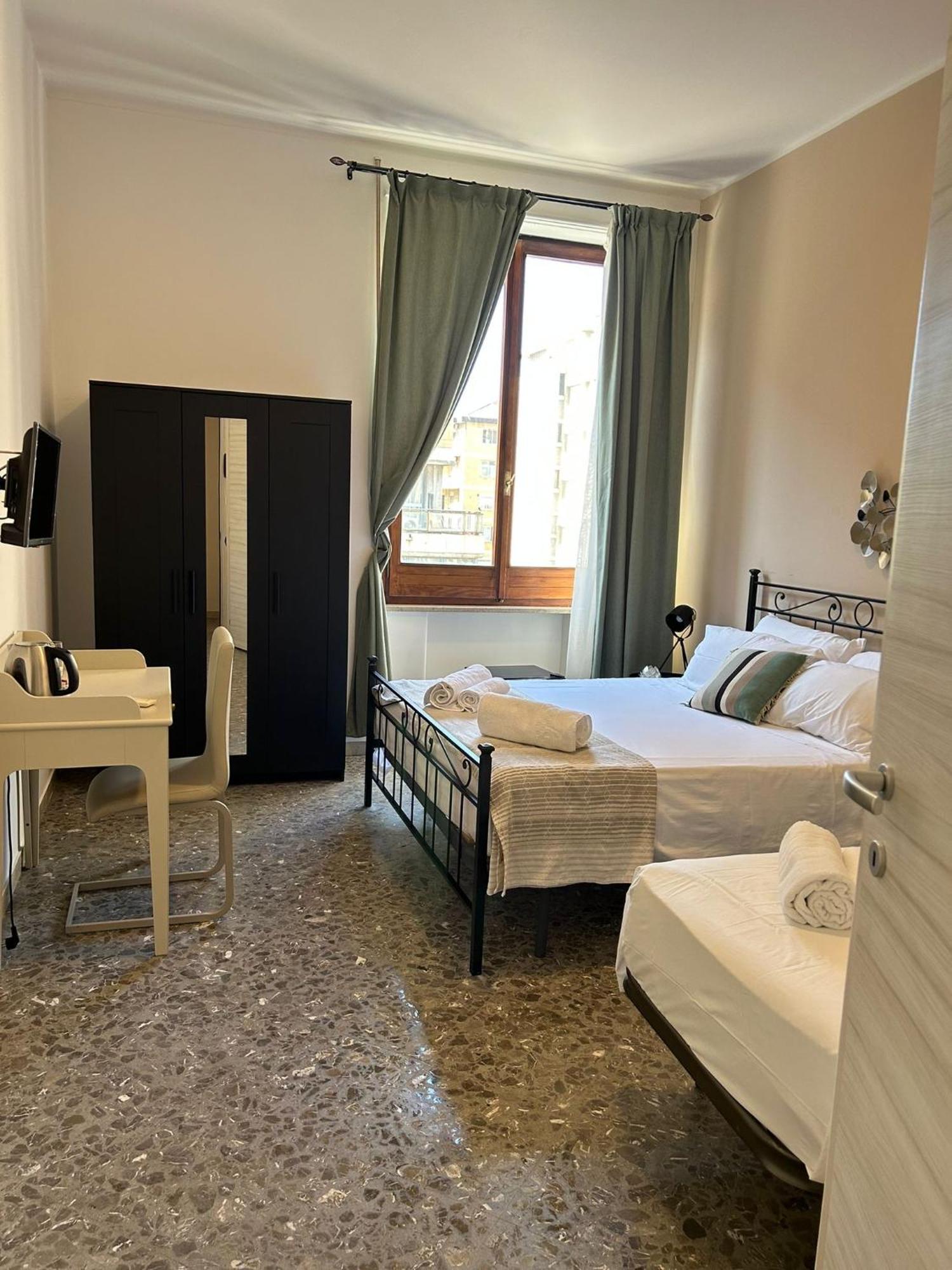 Puccini Inn Catania Centro Exteriör bild