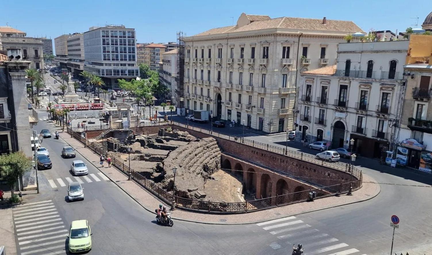 Puccini Inn Catania Centro Exteriör bild